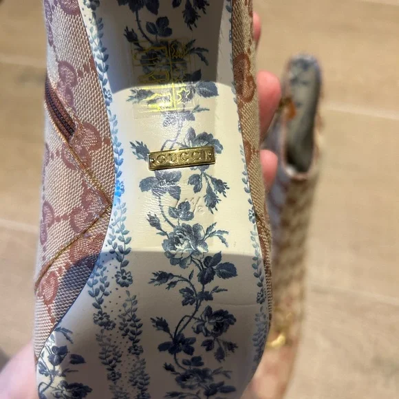 Gucci boots new size